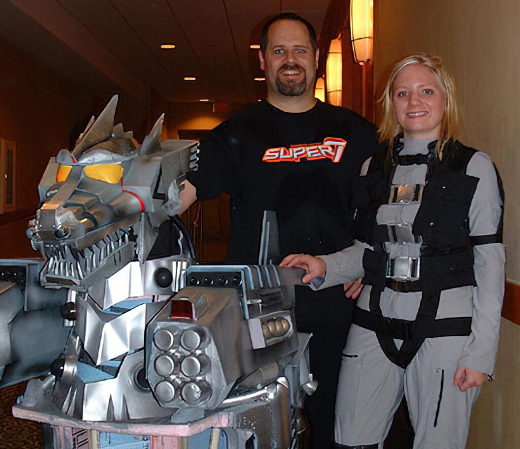 Paul Gavins and Kiryu Pilot next to Mechagodzilla Costume