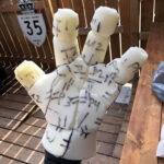 tristandomay_handsandfeet_12