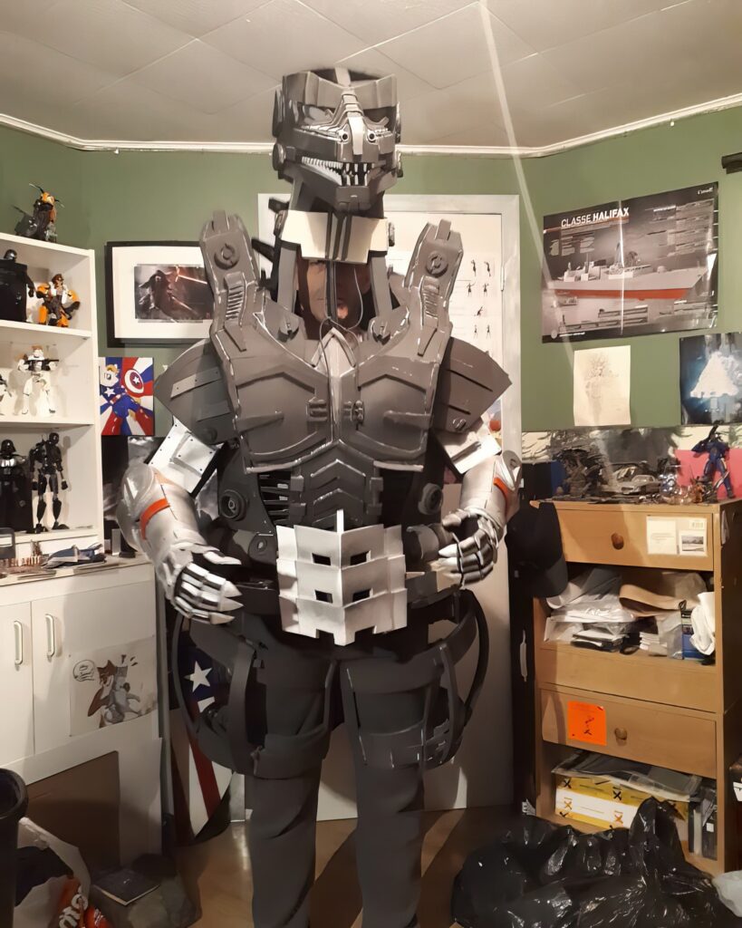 Jonathan Le Guedar Mechagodzilla test fitting torso and arms